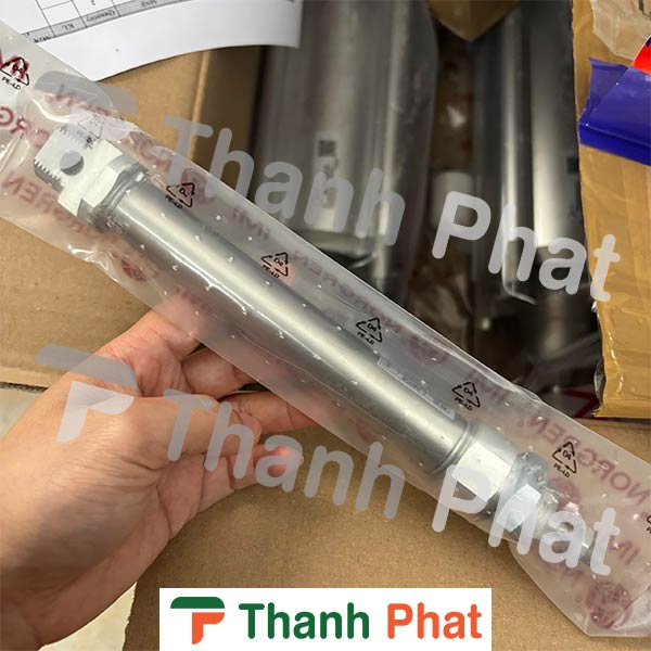 Xy lanh Norgren rm/8020/m/100